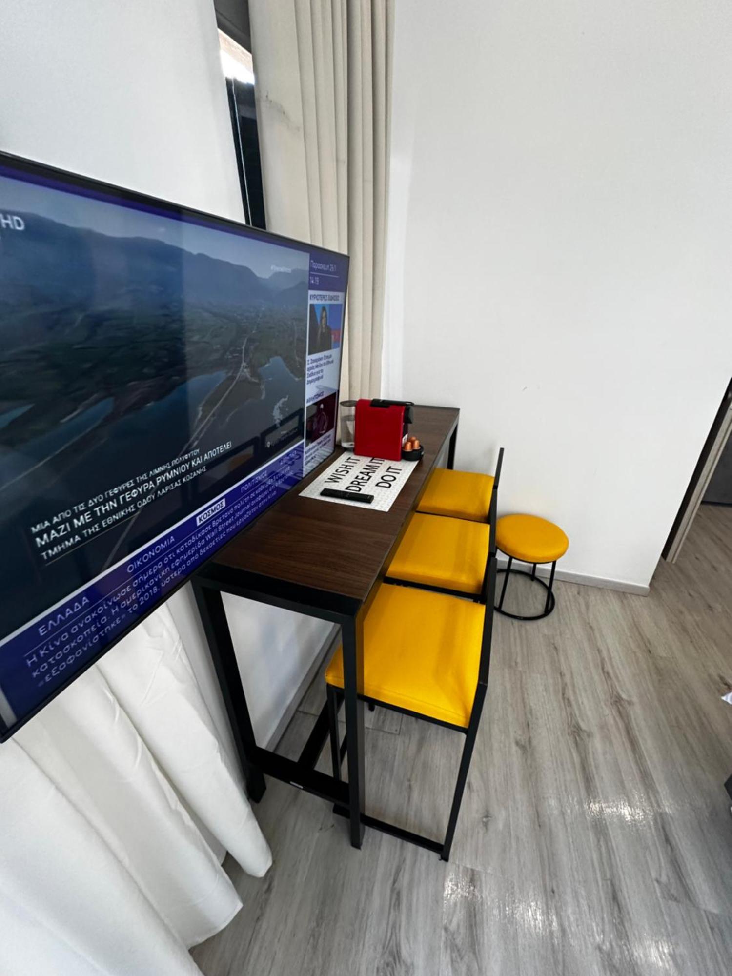 Travelers Luxury Suites, Studios & Apartments Corfu  Exteriör bild