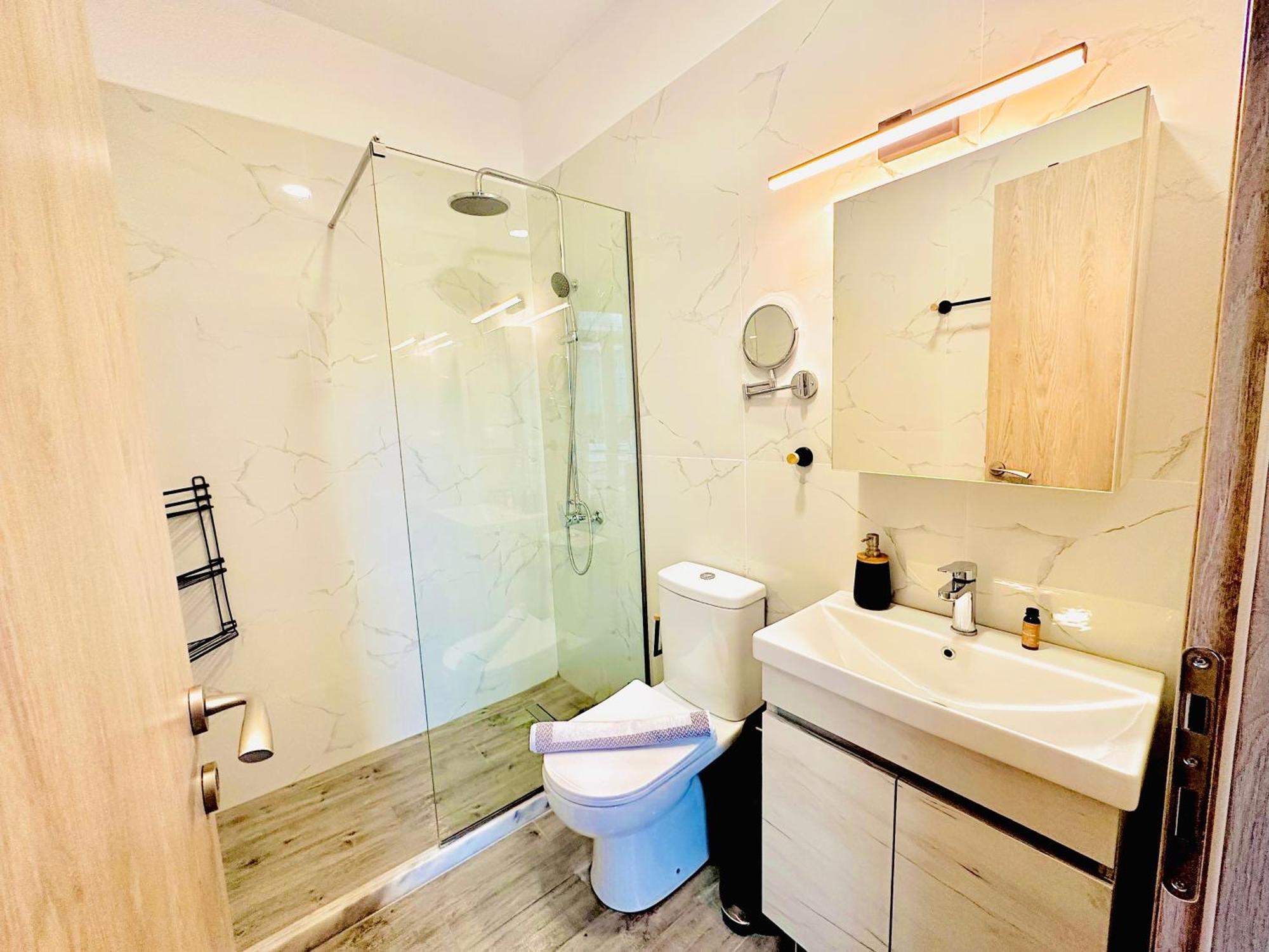 Travelers Luxury Suites, Studios & Apartments Corfu  Exteriör bild