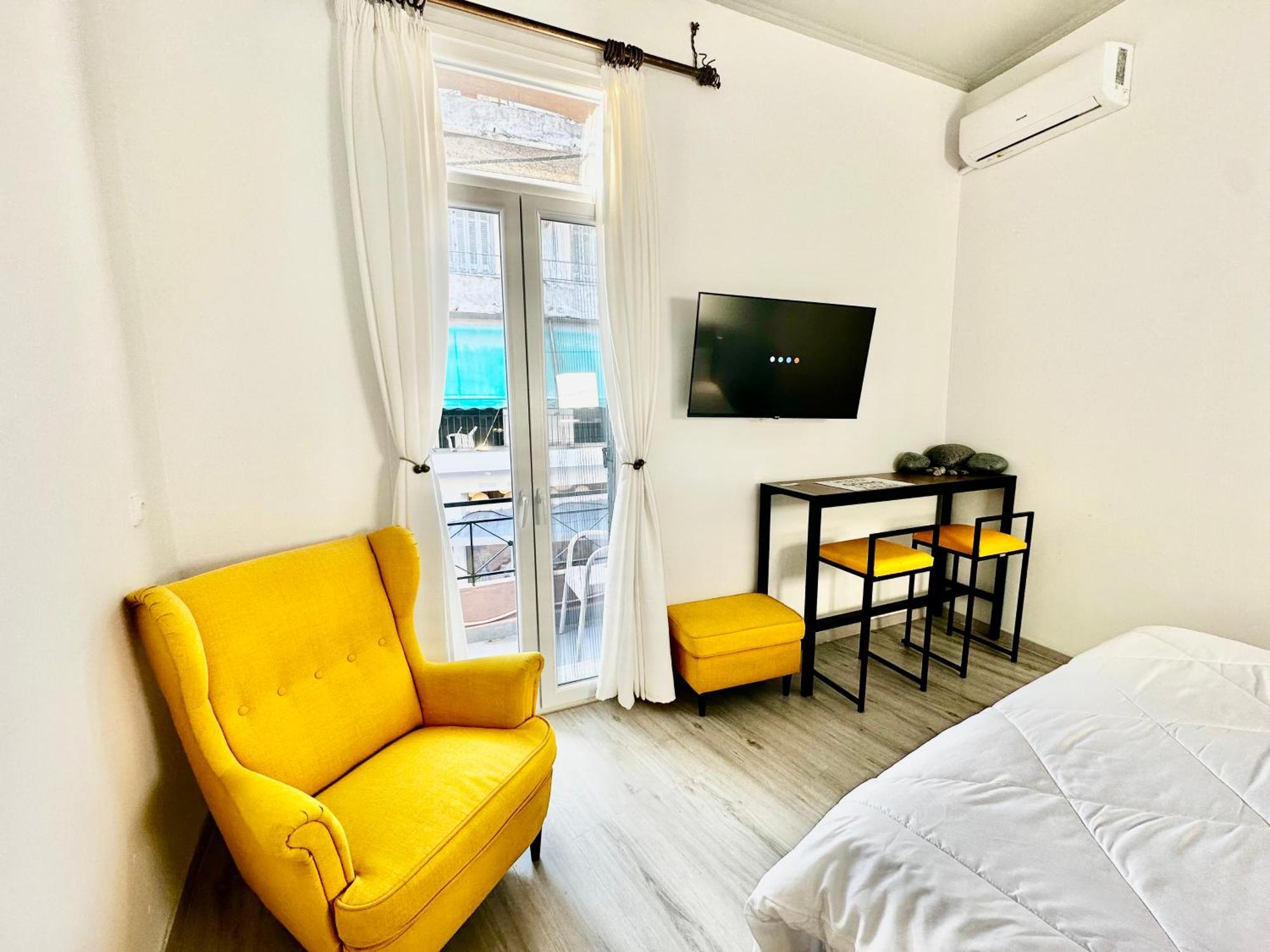 Travelers Luxury Suites, Studios & Apartments Corfu  Exteriör bild