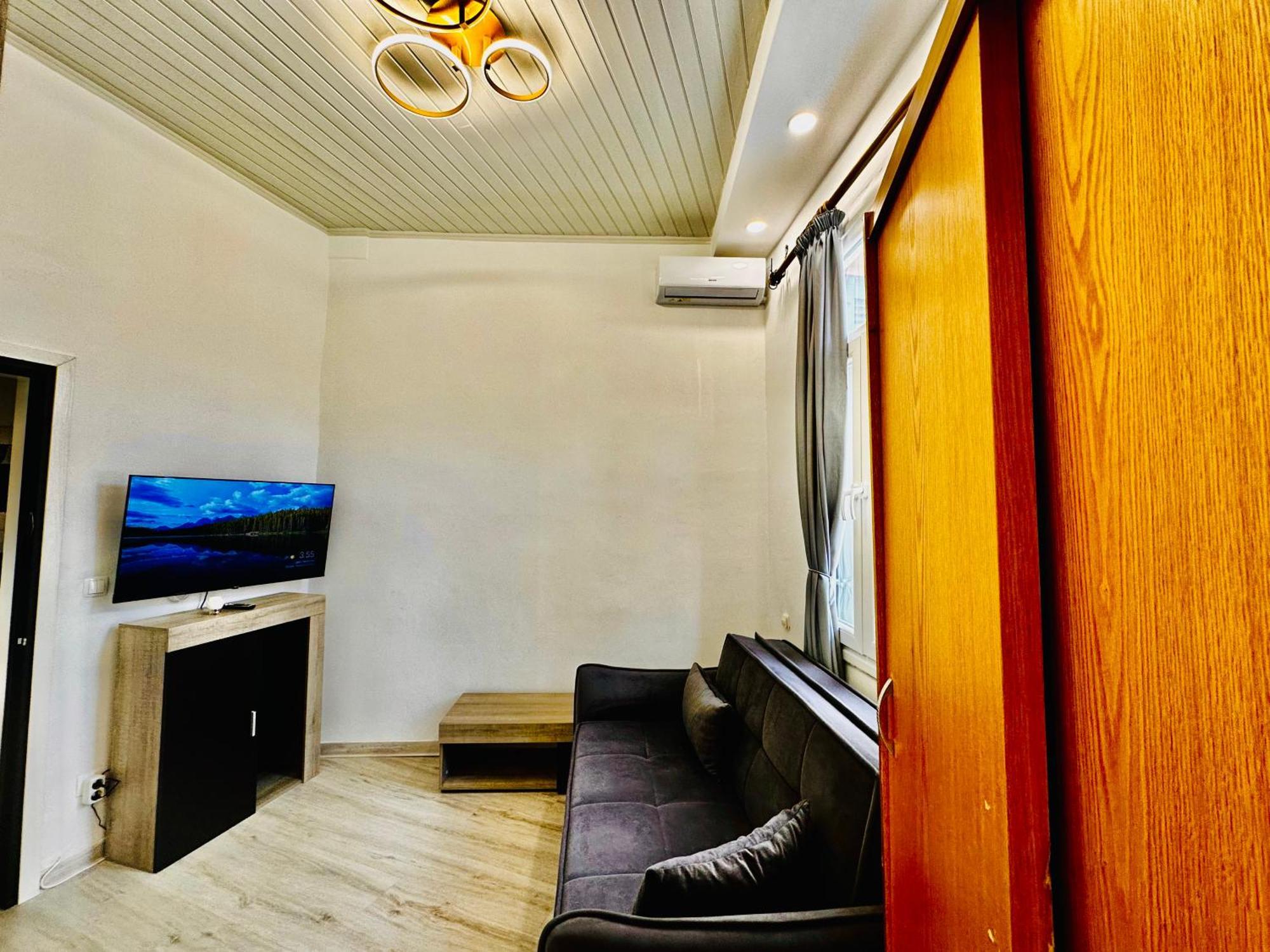 Travelers Luxury Suites, Studios & Apartments Corfu  Exteriör bild