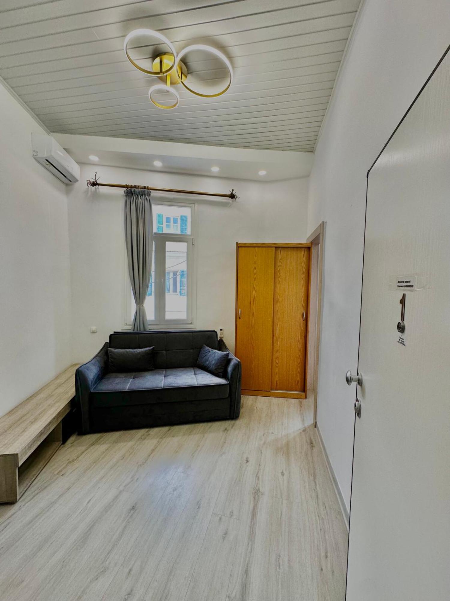 Travelers Luxury Suites, Studios & Apartments Corfu  Exteriör bild